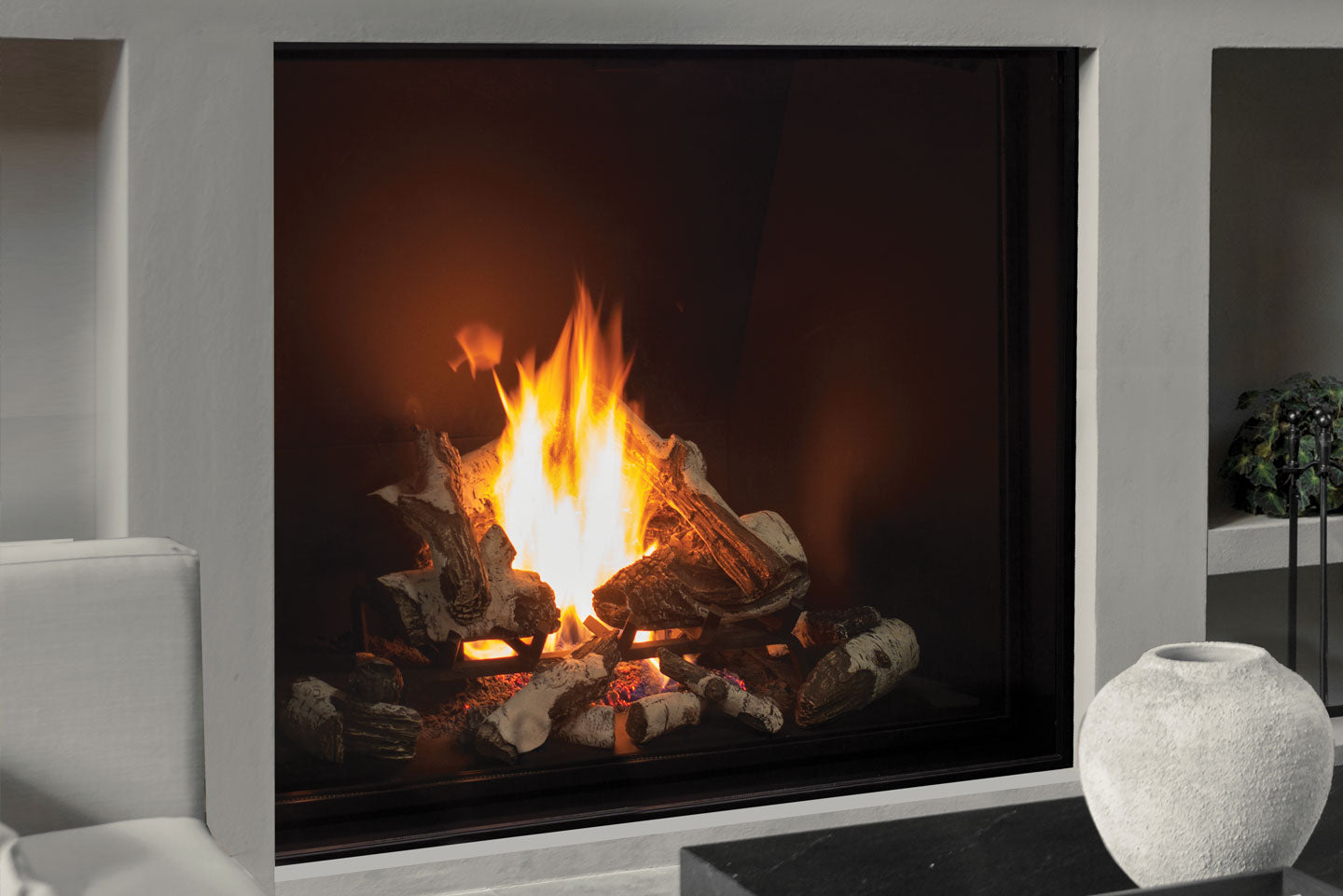 U55 Gas Fireplace IPI w/ Painted Liner & Remote