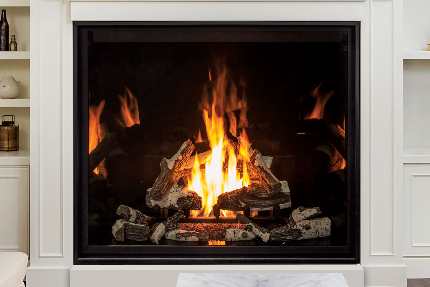 U55 Gas Fireplace IPI w/ Painted Liner & Remote