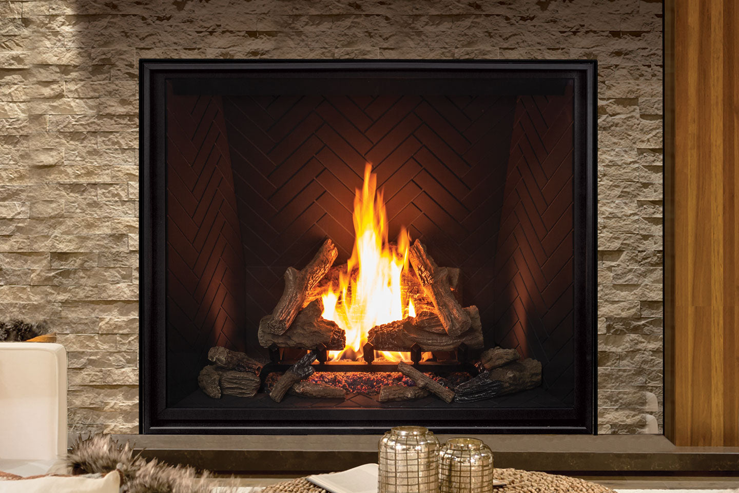 U55 Gas Fireplace IPI w/ Painted Liner & Remote